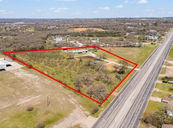 1641 E E Henderson Street, Cleburne, TX 76031