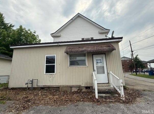 1814 Washington Avenue, Bedford, IN 47421-4133