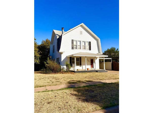 124 N 12th St, Frederick, OK 73542