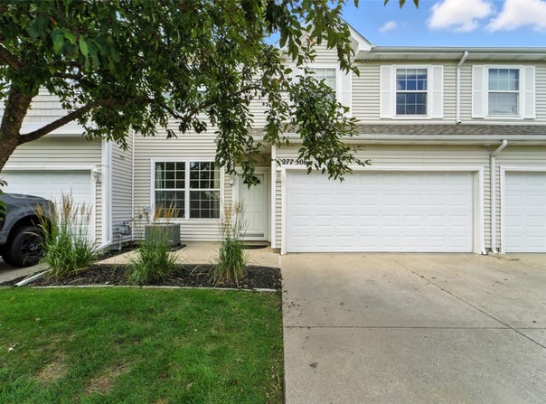 277 S 79th Street unit: 506, West Des Moines, IA 50266