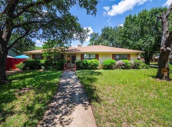 437 Summit Drive, Richardson, TX 75081
