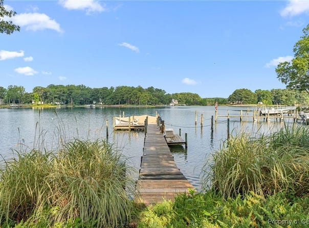 226  Crowder Point Dr, Reedville, VA 22539