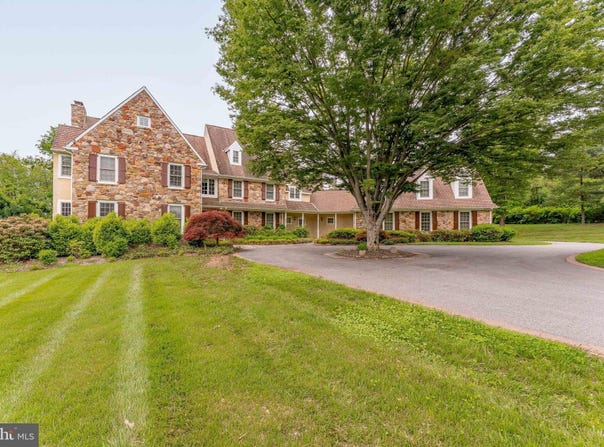 201 DOGWOOD SLOPE ROAD, WILMINGTON, DE 19807