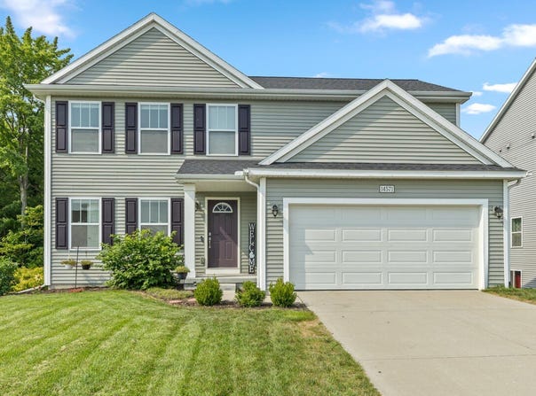14571 Bigleaf Drive, West Olive, MI 49460