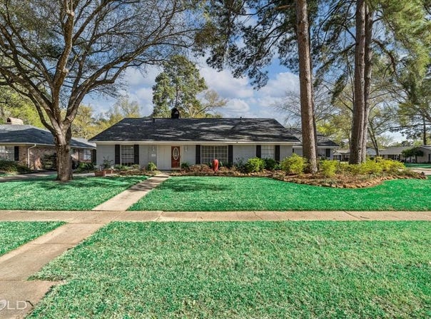 502 Dunmoreland Drive, Shreveport, LA 71106