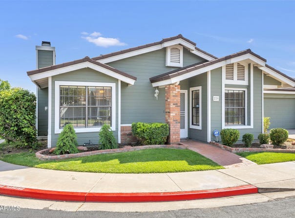 229 E ANDERSON Avenue E, Phoenix, AZ 85022