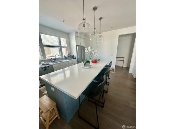 591 Pilgrim Drive, Foster City, CA 94404