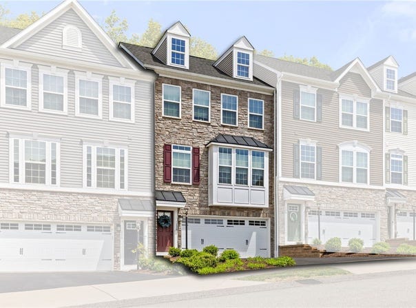 128 Cole Dr, Robinson Twp, PA 15136