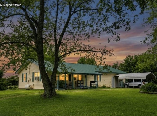 448 Highway C, Norwood, MO 65717