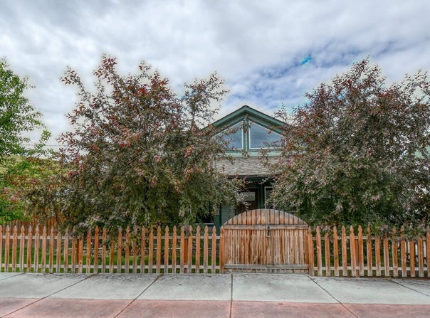 415 N GALE St, Heppner, OR 97836