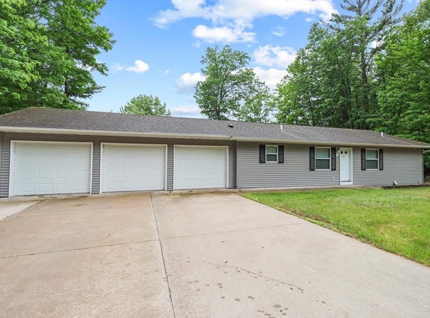 403 HILLSIDE ROAD, Rhinelander, WI 54501
