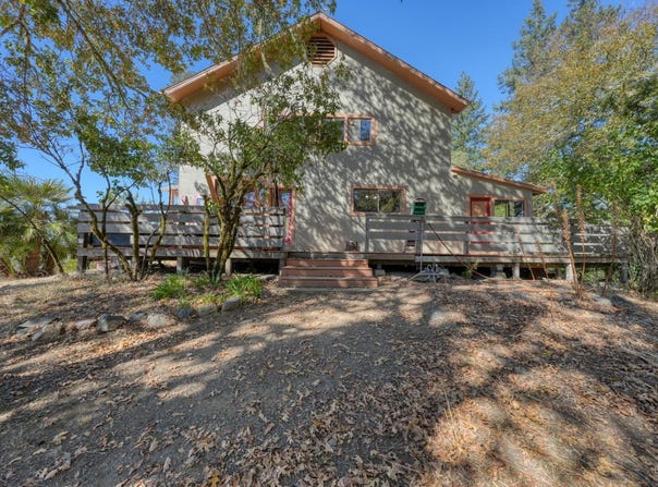 3531 Running Springs Road, Ukiah, CA 95482