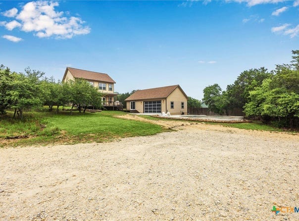 1210 Persimmon Pass, Fischer, TX 78623
