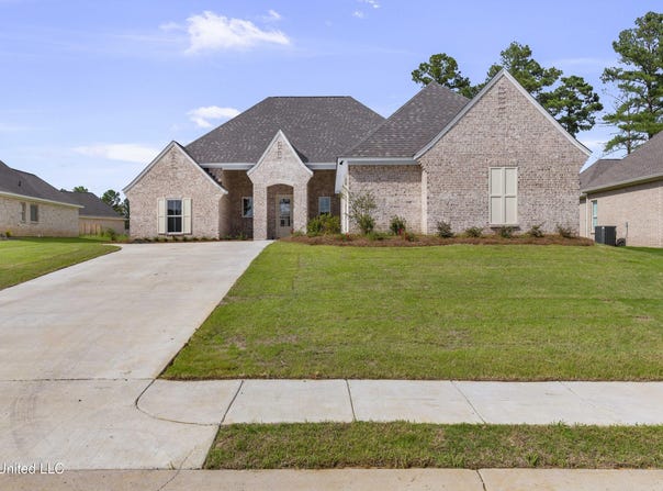 349 Wellstone Place, Madison, MS 39110