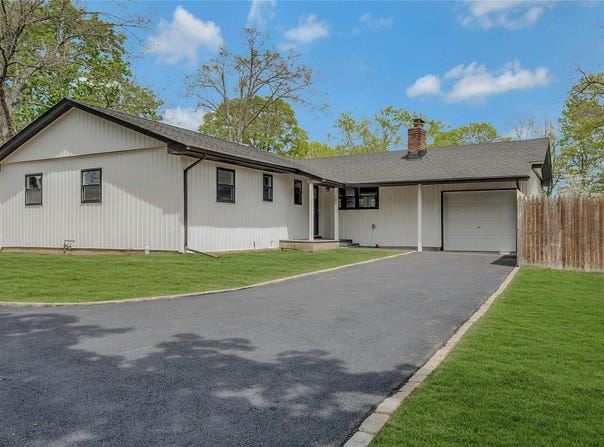 101 Gibbs Pond Road, Nesconset, NY 11767
