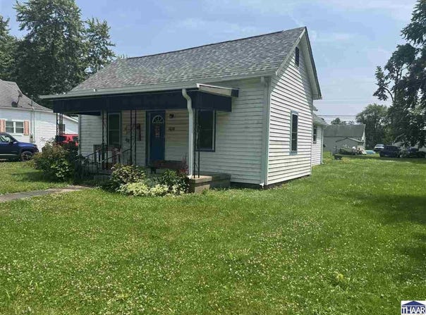404 E CYRUS ST, FARMERSBURG, IN 47850-9999