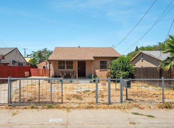 1021 Alamos Avenue, Sacramento, CA 95815