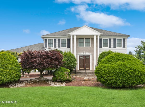 126 Wyncrest Road, Marlboro, NJ 07746