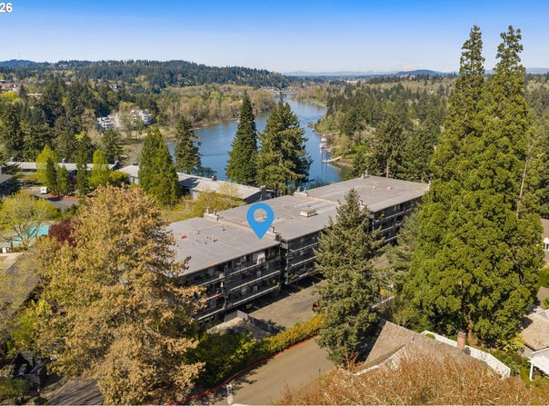 200 BURNHAM Rd, LakeOswego, OR 97034