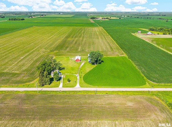 2248 Knox Rd 1240 E, Oneida, IL 61467