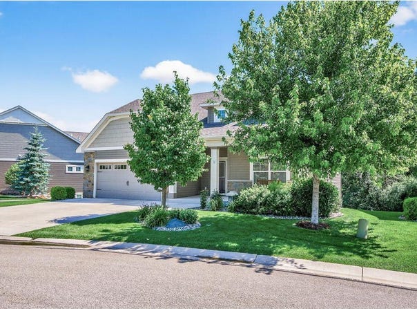 721 Somerwood Way, Waconia, MN 55387