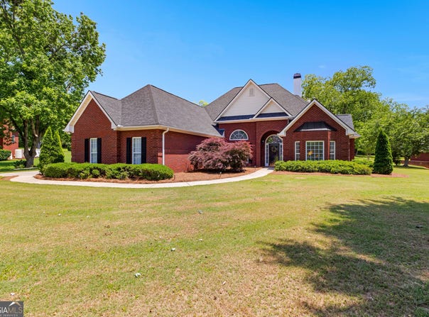 125 Lake Park Drive, Sharpsburg, GA 30277