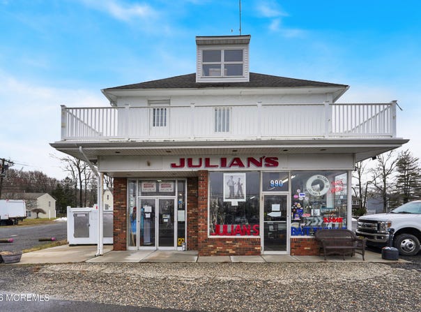 990 State Route 36, Atlantic Highlands, NJ 07716