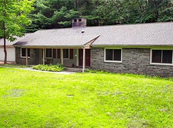 724 Greenville Avenue, Johnston, RI 02919