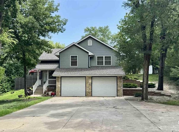 404 Juniper Street, Wakefield, KS 67487