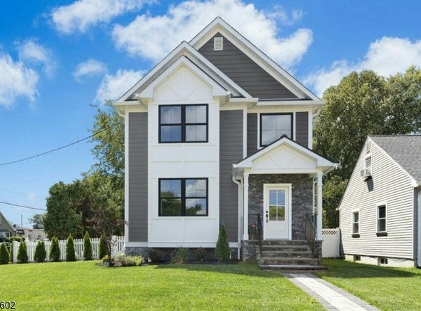 28 Pershing Ave, Cranford Twp., NJ 07016-3345