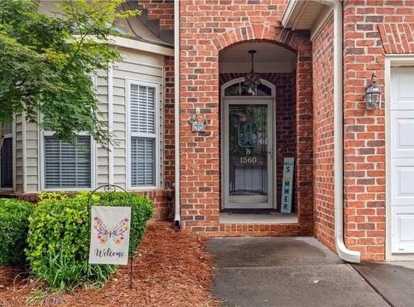 1560 Conning Court, Kernersville, NC 27284