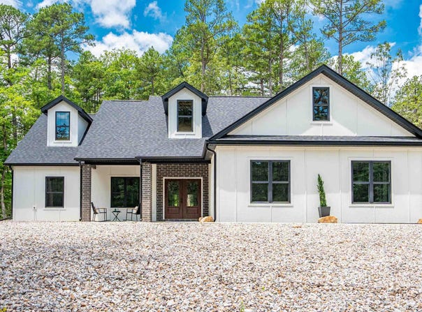 2 Tolosa Way, Hot Springs Village, AR 71909