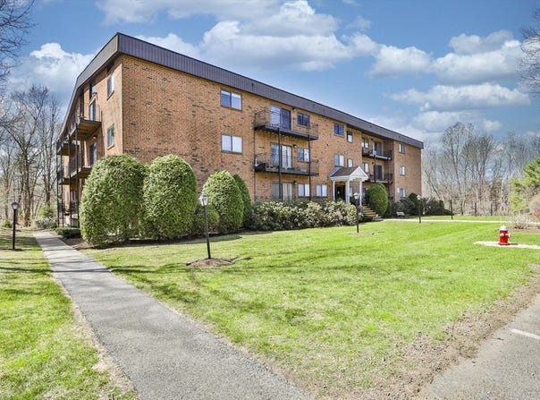 181 Littleton Rd, Chelmsford, MA 01824