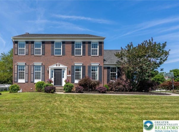 7433 Cedar Road, Lower Macungie Twp, PA 18062