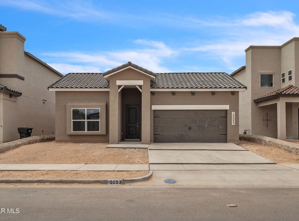 128 Loma Parda Trail, Sunland Park, NM 88063