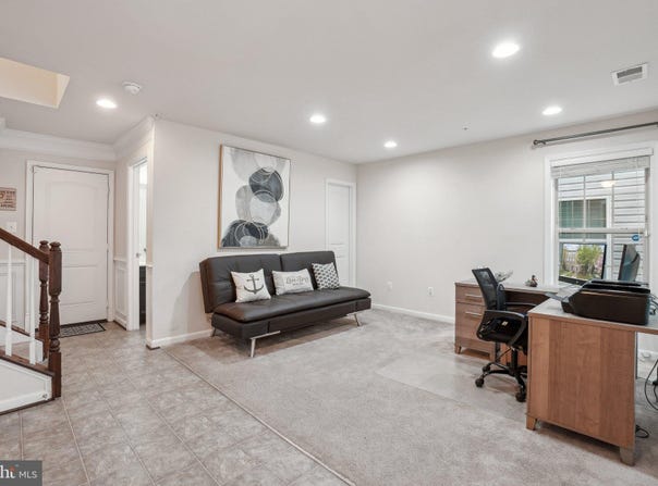 9810 SMITHVIEW PLACE, LANHAM, MD 20706