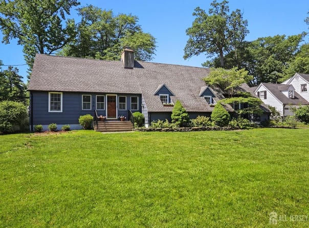 386 Franklin Road, North Brunswick, NJ 08902