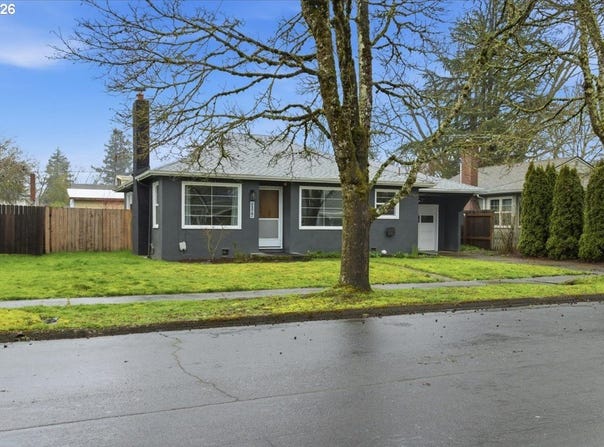 1084 24TH St, Salem, OR 97301
