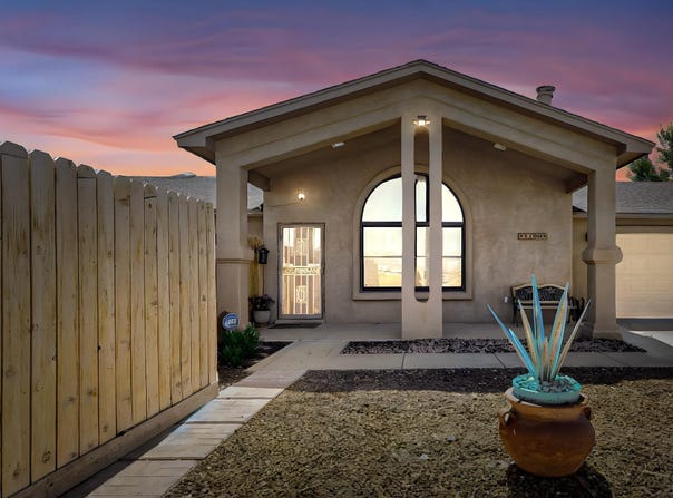 1103 E Carmel Road, Belen, NM 87002