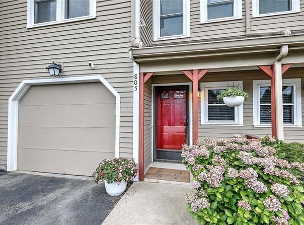 200 Heroux Boulevard, Cumberland, RI 02864