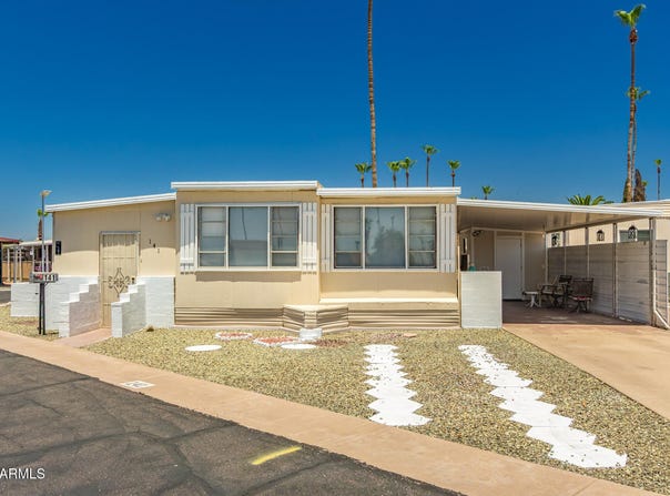 4065 E UNIVERSITY Drive, Mesa, AZ 85205
