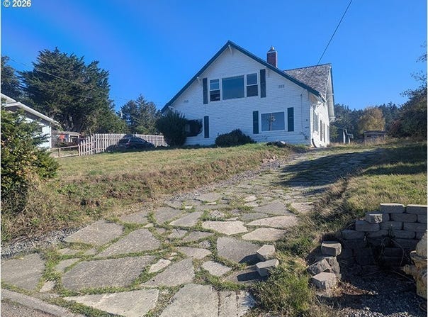 29681 WALKER St, GoldBeach, OR 97444