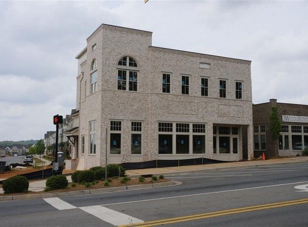 9244 Main Street, Woodstock, GA 30188