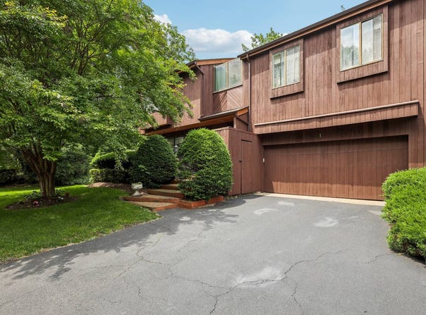 1 Morley Ct, Albertson, Albertson, NY 11507
