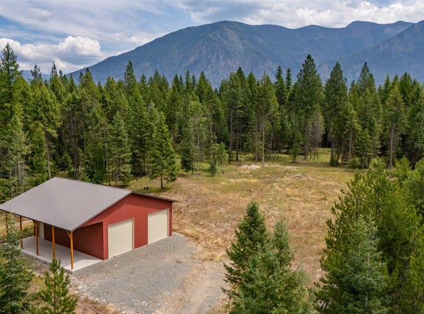 274 Mud Lake Road, Troy, MT 59935