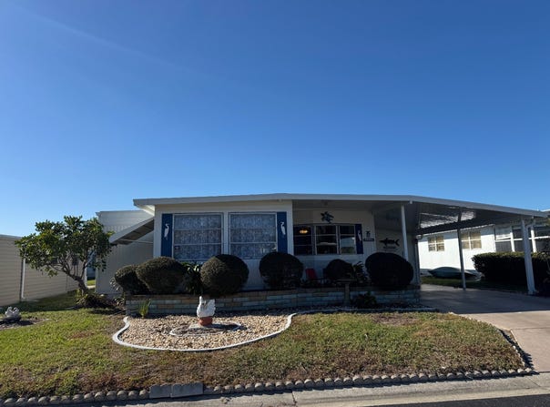 603 63rd Ave W, Bradenton, FL 34207