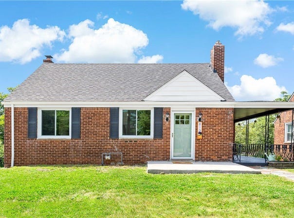 813 Overhill Dr, N Versailles, PA 15137