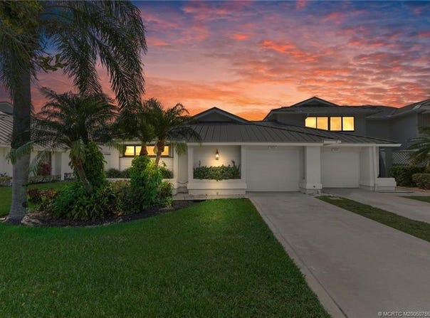5623 SE Foxcross Place, Stuart, FL 34997