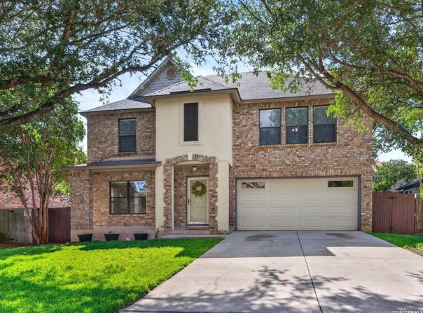 1076 Boxer Pass Dr, Schertz, TX 78154