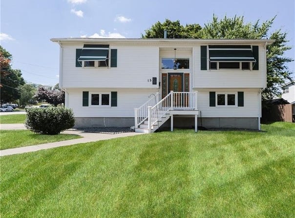 15 Blue Jay Drive, Cranston, RI 02920